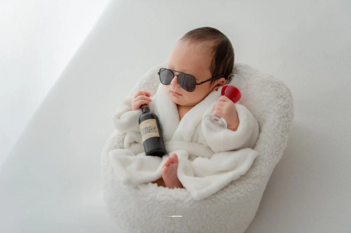 金坛宝宝额头高聪明有福气